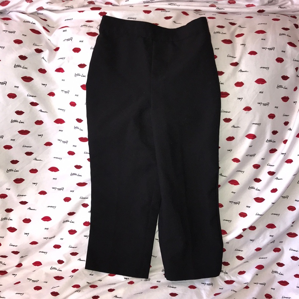 Black 4T dress pants stretchy waistband 💕